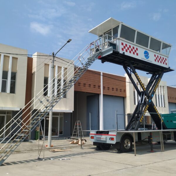 MOBILE ELEVATED OBSERVATION PLATFORM