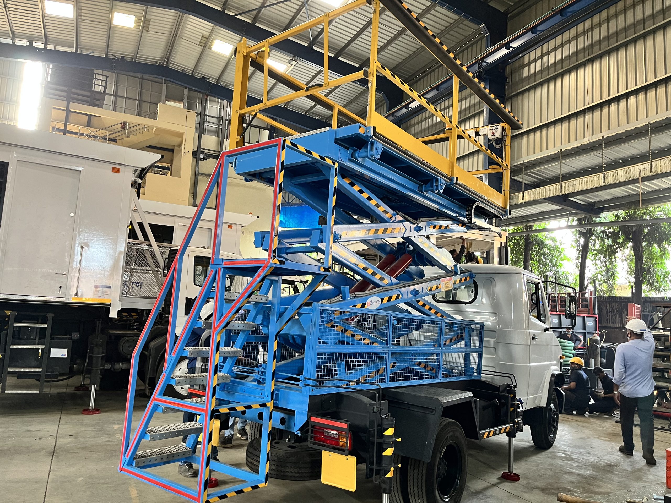 Truck Mounted Manlift